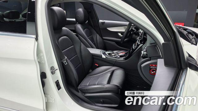 Mercedes-Benz C-Class C200 Avantgarde