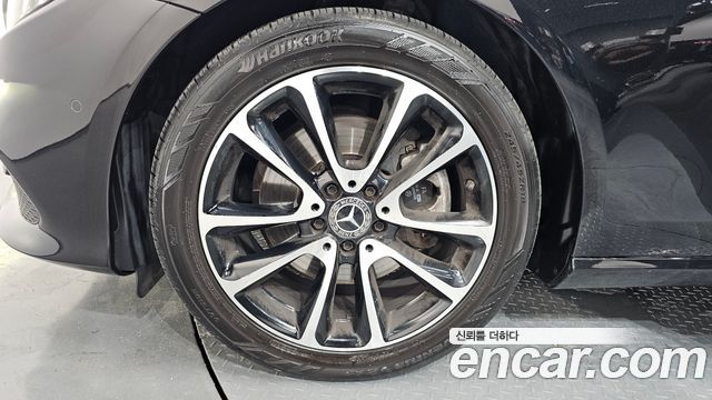 Mercedes-Benz E-Class E250 Avantgarde