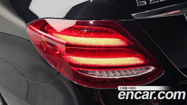 Mercedes-Benz E-Class E250 Avantgarde