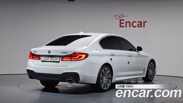 BMW 5-Series 530i xDrive M Sport Package Plus