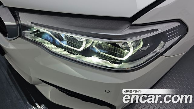 BMW 5-Series 530i xDrive M Sport Package Plus