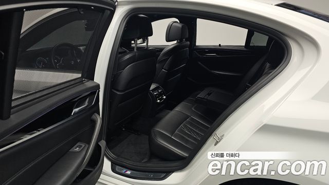 BMW 5-Series 530i xDrive M Sport Package Plus