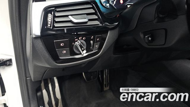 BMW 5-Series 530i xDrive M Sport Package Plus