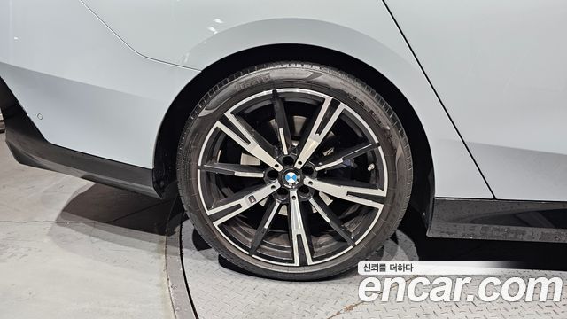 BMW 5-Series 530i xDrive M Sport