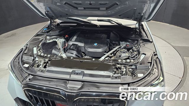 BMW 5-Series 530i xDrive M Sport