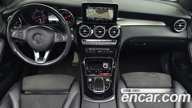 Mercedes-Benz GLC-Class GLC300 4MATIC AMG Line Coupe