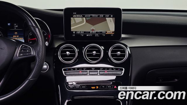 Mercedes-Benz GLC-Class GLC300 4MATIC AMG Line Coupe