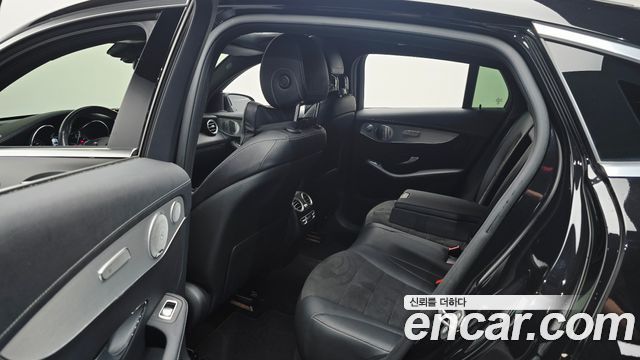 Mercedes-Benz GLC-Class GLC300 4MATIC AMG Line Coupe