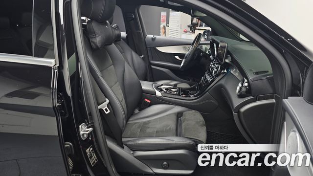 Mercedes-Benz GLC-Class GLC300 4MATIC AMG Line Coupe