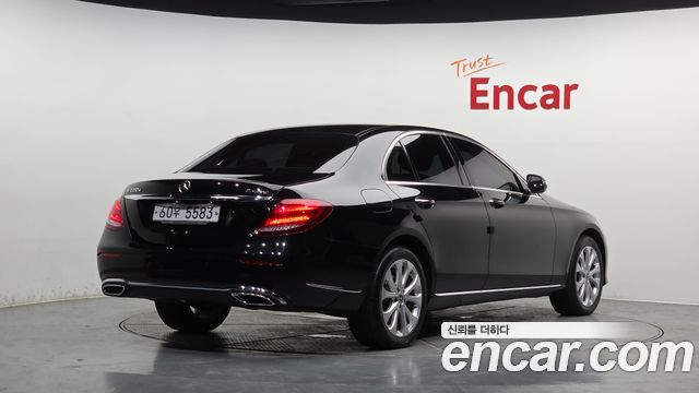 Mercedes-Benz E-Class E220d 4MATIC Exclusive