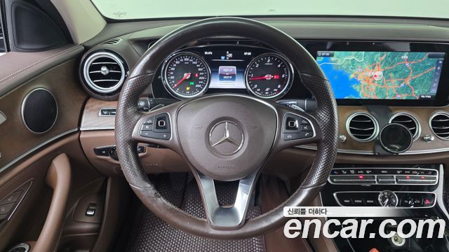 Mercedes-Benz E-Class E220d 4MATIC Exclusive