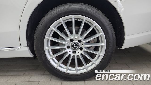 Mercedes-Benz E-Class E250 Exclusive