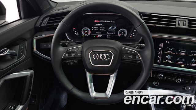 Audi Q3 35 TDI Premium