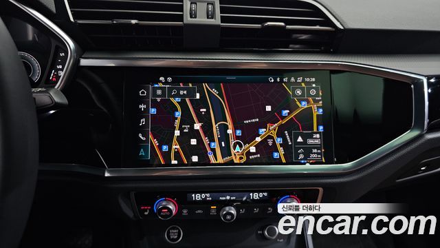 Audi Q3 35 TDI Premium