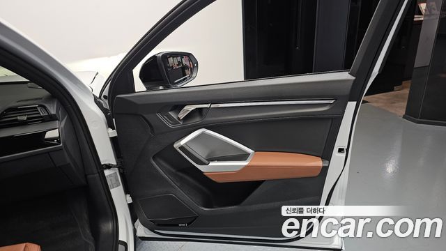 Audi Q3 35 TDI Premium