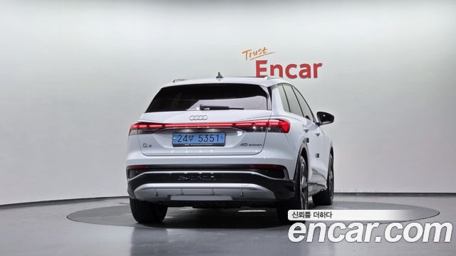Audi Q4 e-tron 40 Premium