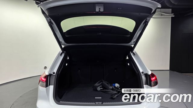 Audi Q4 e-tron 40 Premium