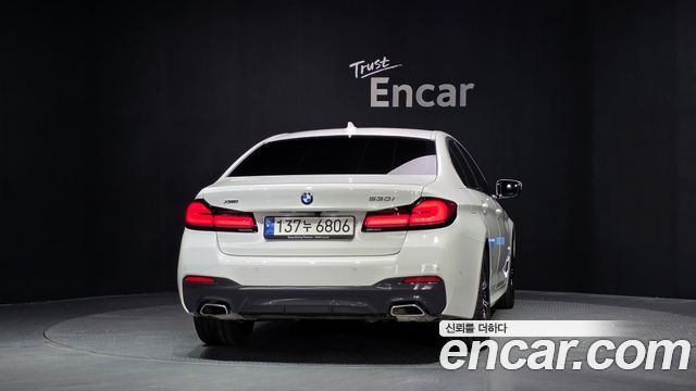 BMW 5-Series 530i xDrive M Sport Package