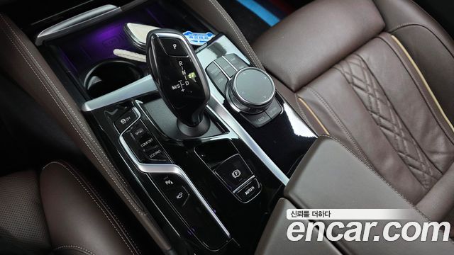 BMW 5-Series 530i xDrive M Sport Package