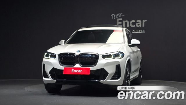 BMW iX3 M Sports