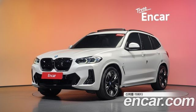 BMW iX3 M Sports