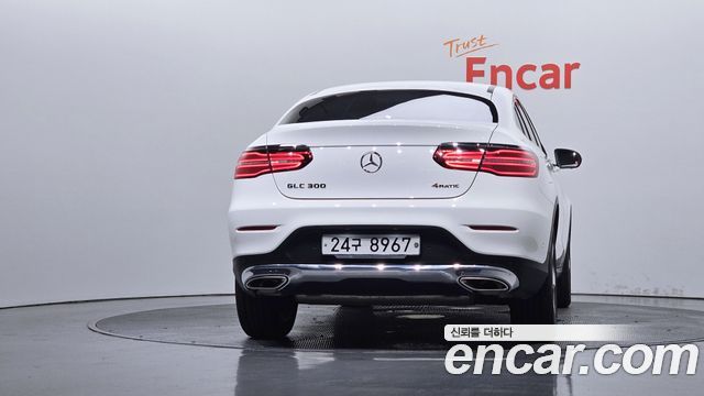 Mercedes-Benz GLC-Class GCL300 4MATIC Coupe
