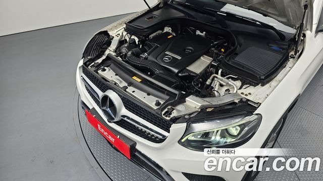 Mercedes-Benz GLC-Class GCL300 4MATIC Coupe