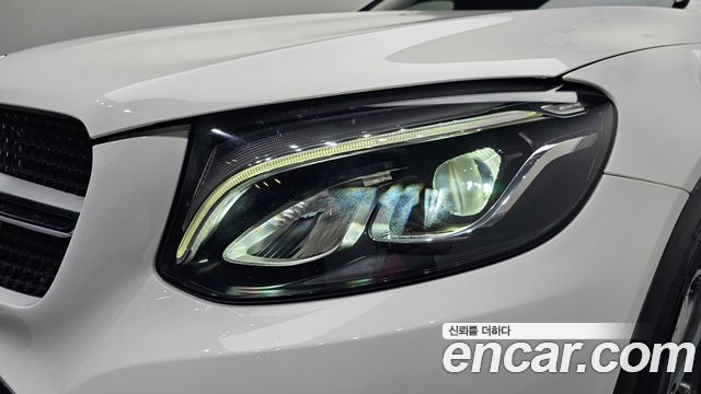 Mercedes-Benz GLC-Class GCL300 4MATIC Coupe