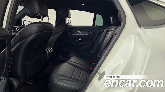 Mercedes-Benz GLC-Class GCL300 4MATIC Coupe