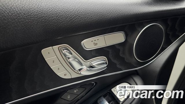 Mercedes-Benz GLC-Class GCL300 4MATIC Coupe