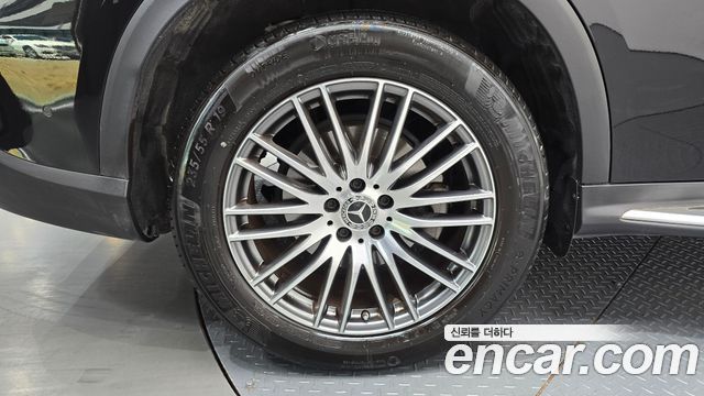 Mercedes-Benz GLC-Class GLC 300 4MATIC Avantgarde