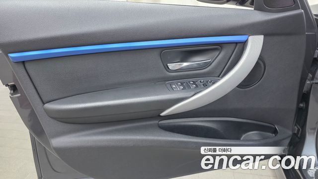 BMW 3-Series 320i M Sport