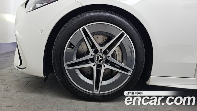 Mercedes-Benz C-Class C200 AMG Line