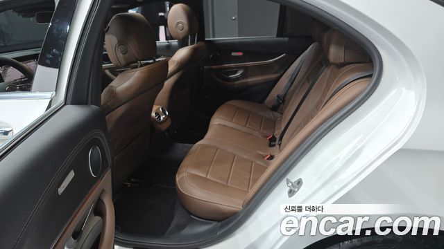 Mercedes-Benz E-Class E250 AMG Line