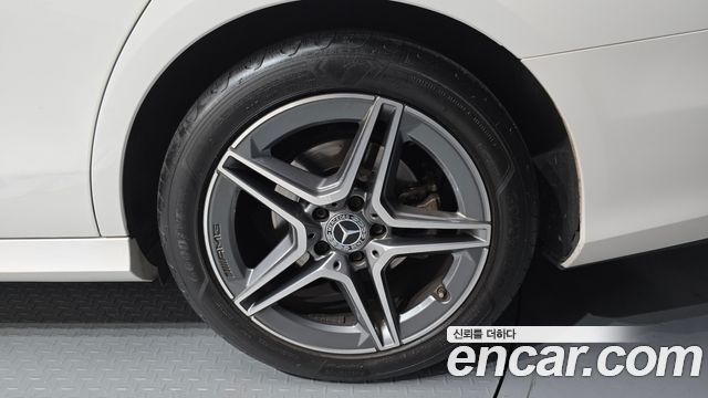 Mercedes-Benz E-Class E250 AMG Line