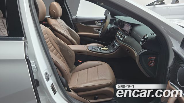 Mercedes-Benz E-Class E250 AMG Line