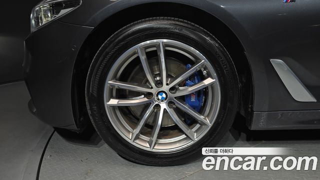 BMW 5-Series 530i M Sport Package