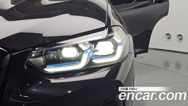 BMW X4 xDrive20i M Sports Pro