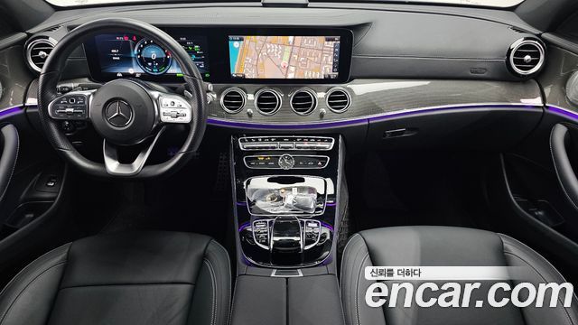 Mercedes-Benz E-Class E350 4MATIC AMG Line