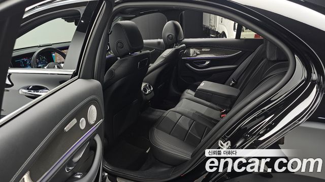 Mercedes-Benz E-Class E350 4MATIC AMG Line