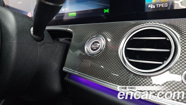 Mercedes-Benz E-Class E350 4MATIC AMG Line