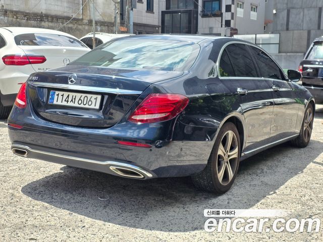 Mercedes-Benz E-Class E300 Avantgarde