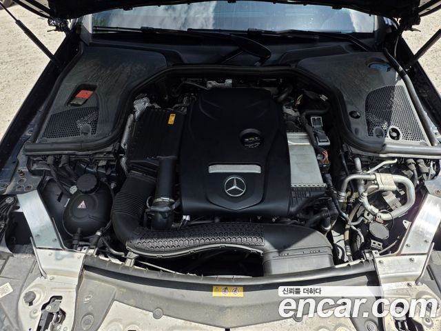 Mercedes-Benz E-Class E300 Avantgarde