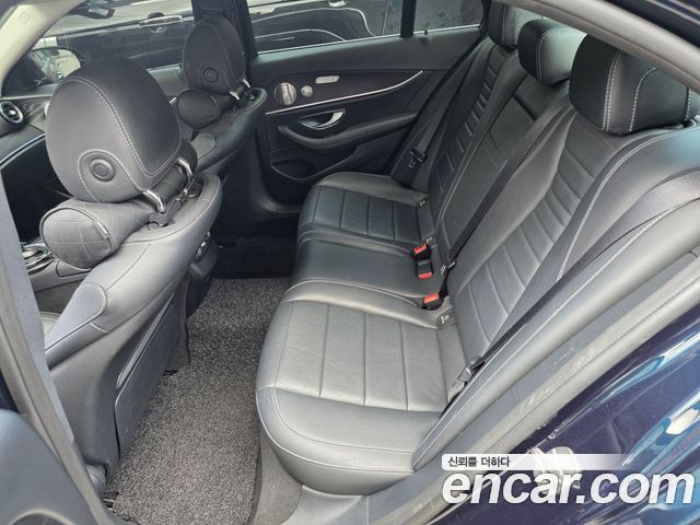 Mercedes-Benz E-Class E300 Avantgarde