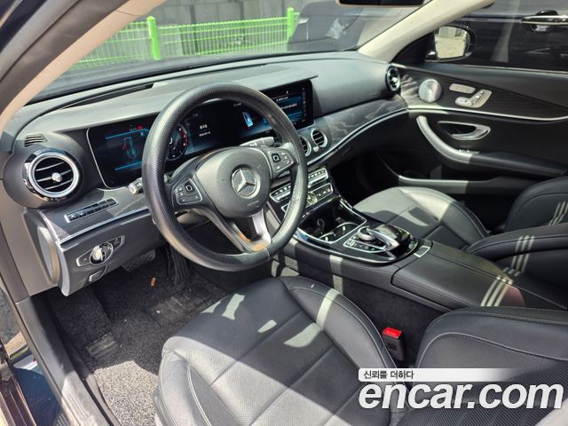 Mercedes-Benz E-Class E300 Avantgarde