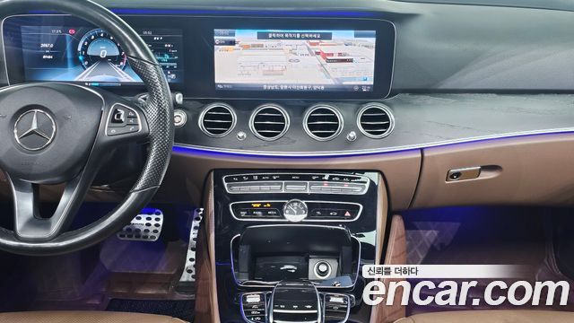 Mercedes-Benz E-Class E300 4MATIC AV Intelligent Drive