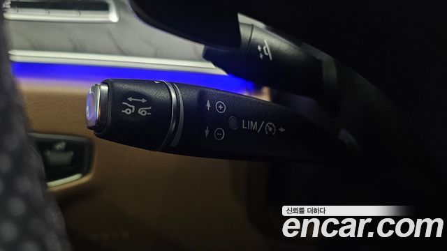Mercedes-Benz E-Class E300 4MATIC AV Intelligent Drive