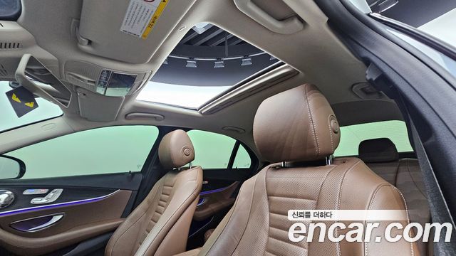 Mercedes-Benz E-Class E300 4MATIC AV Intelligent Drive