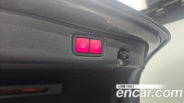 Mercedes-Benz E-Class E300 4MATIC AV Intelligent Drive