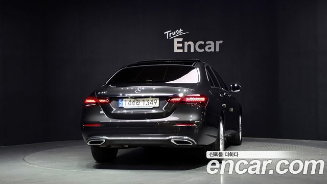 Mercedes-Benz E-Class E250 Exclusive
